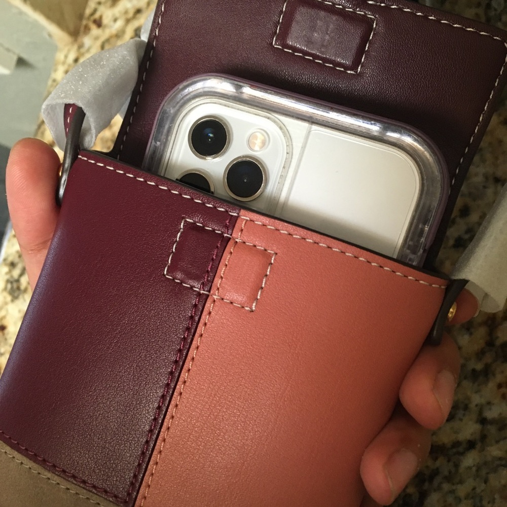 New Miller leather/ canvas crossbody/ phone holder - Picture 2 of 8